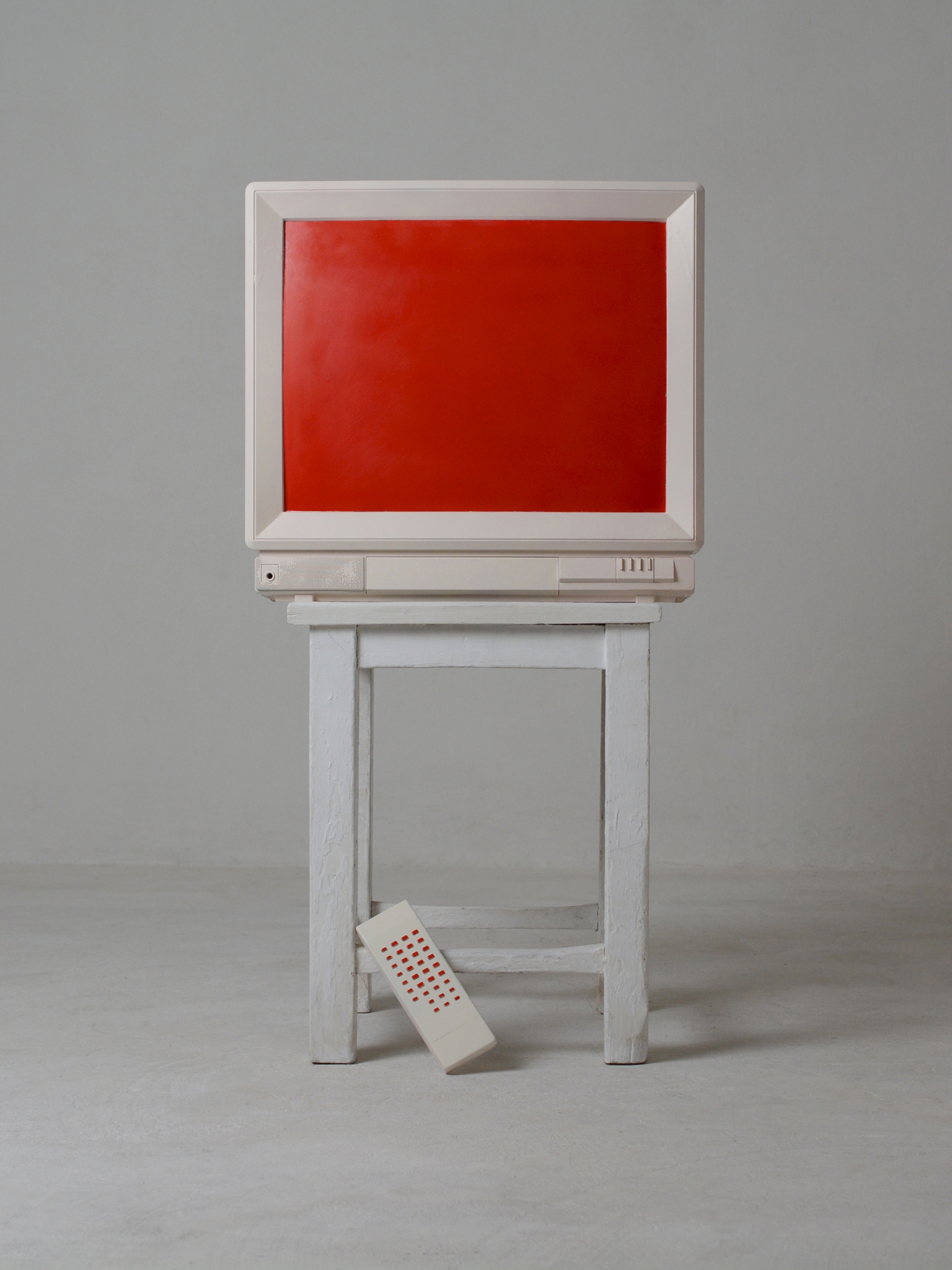 Loft Chair & TV Woman_Pavel Hache_13