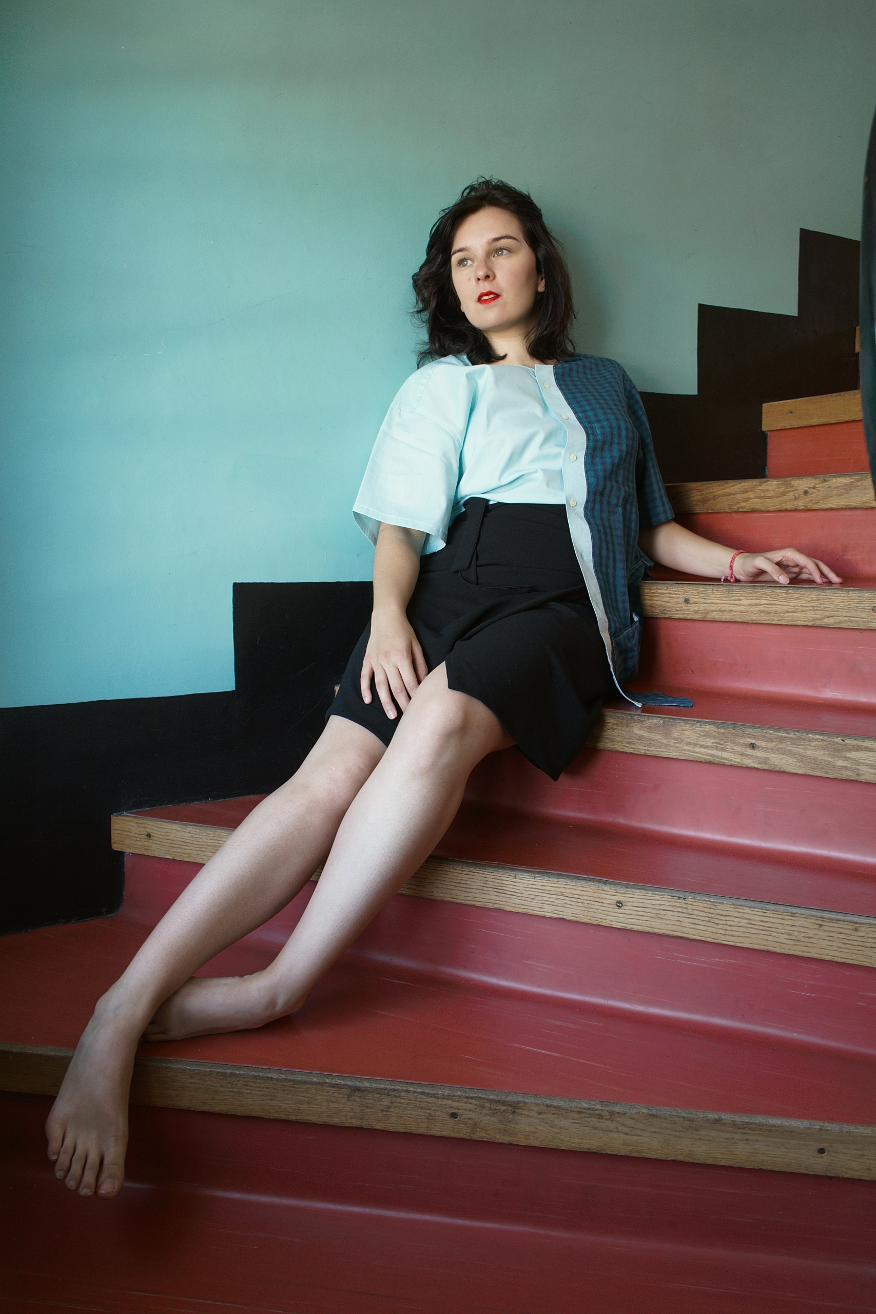 From the series "Ode to A.L."
Tribute to architect and writter Adolf Loos, a lover of stripped-down, clean simplicity, precursor of Bauhaus and author of the so-called 'Raumplan'.
Photography: Pavel Hache
Model: Monika Stankovièová
Light Assistant: Ivan Málek
Creative Assistant: Monika Stankovièová
Dressed by Bagbet